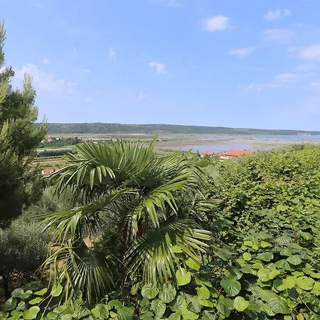 Alloggio per agriturismo Mejak & Bordon *