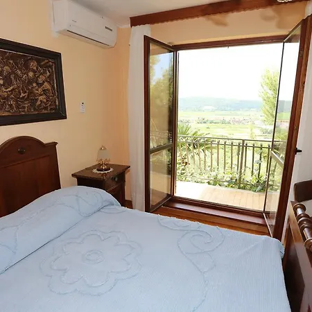 Alloggio per agriturismo Mejak & Bordon *