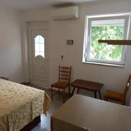 Alloggio per agriturismo Mejak & Bordon Sečovlje