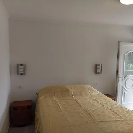 Alloggio per agriturismo Mejak & Bordon *